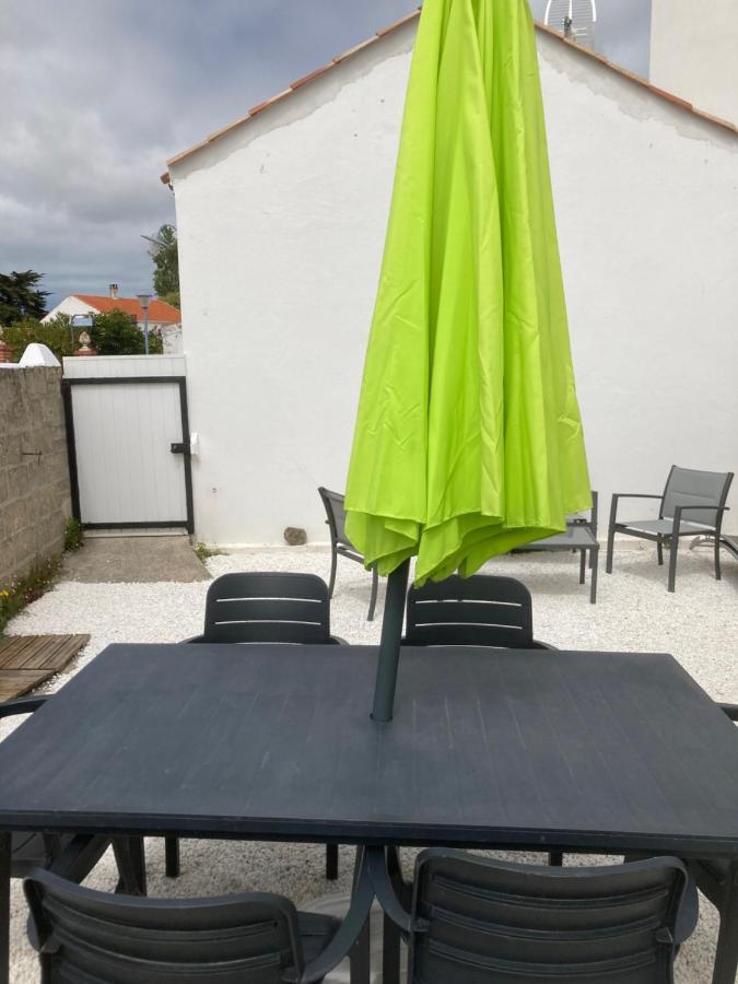 فيلا Chez Leonce L'Epine  المظهر الخارجي الصورة